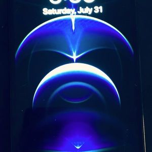 NEW 2021 iPhone 12 Pro.Clear case.Unlocked iPhone.